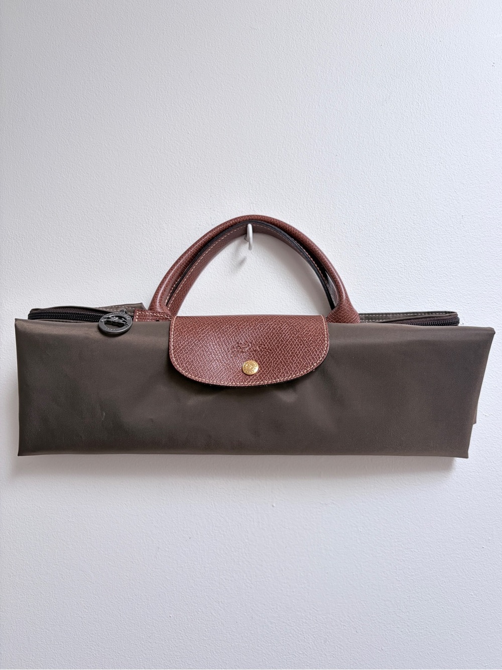 Longchamp Olive Green Travel Weekender Duffel Bag with Leather Handles